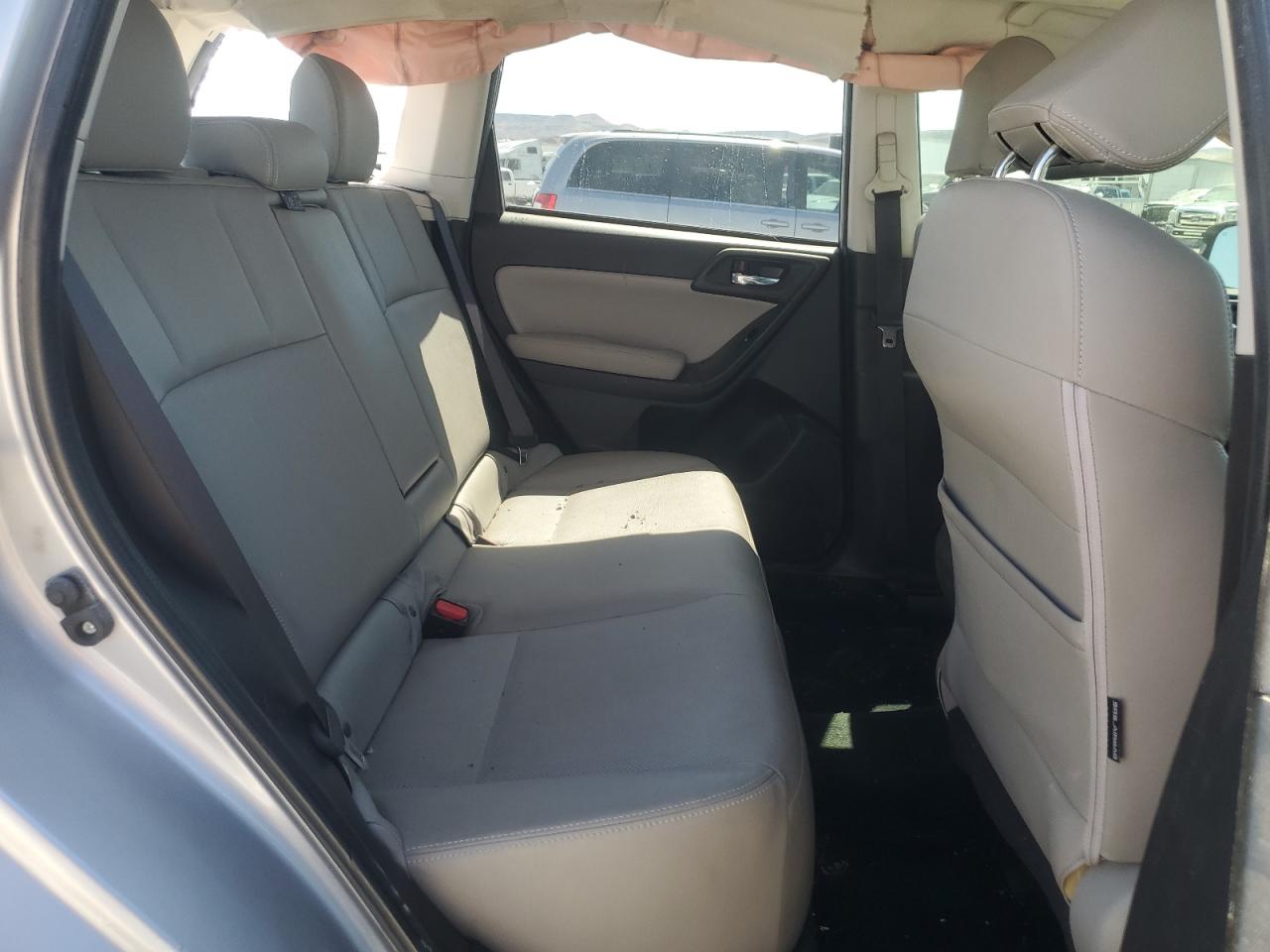 2014 Subaru Forester - Image 11
