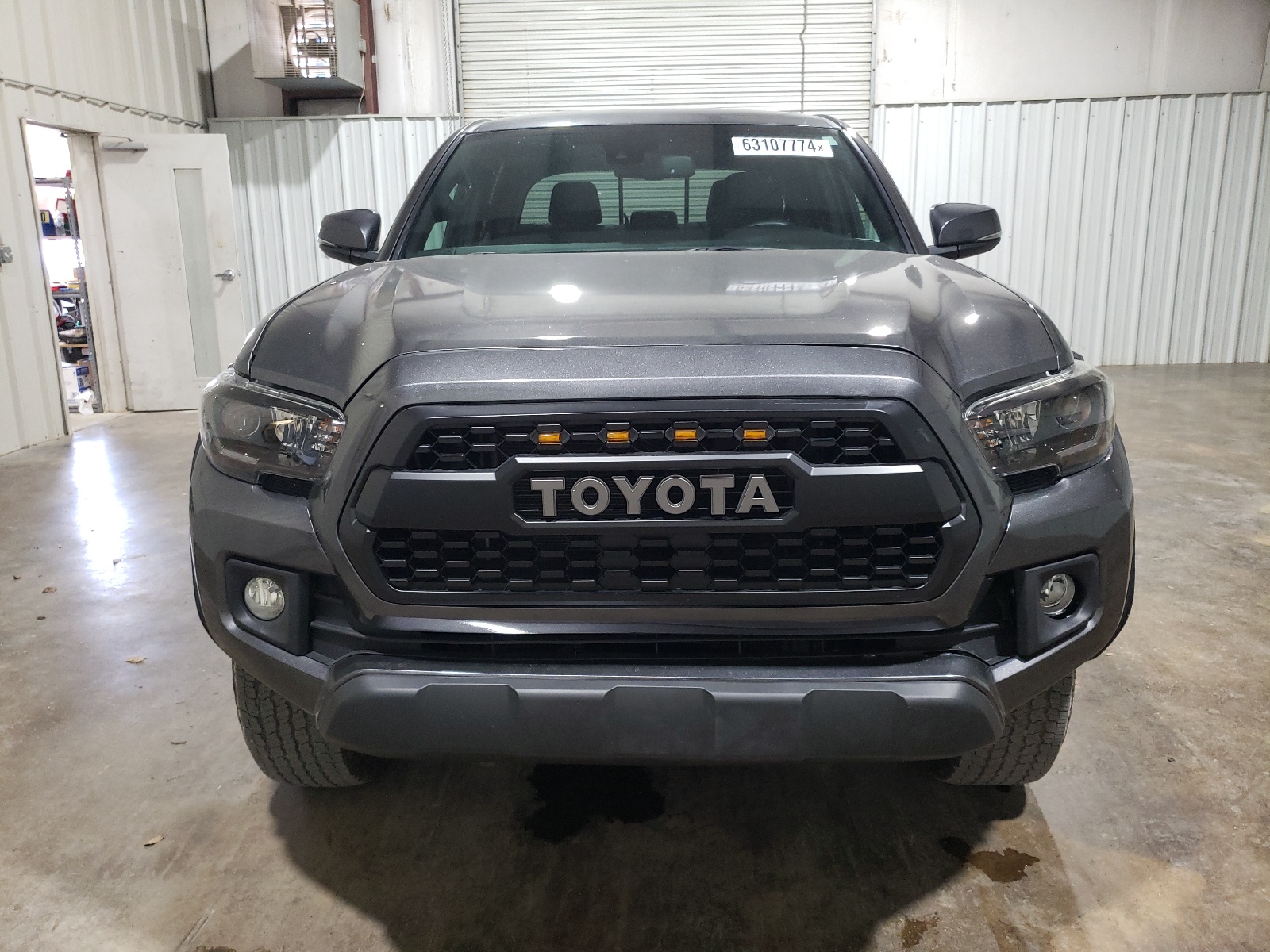 2018 Toyota Tacoma Double Cab vin: 3TMDZ5BN7JM051460