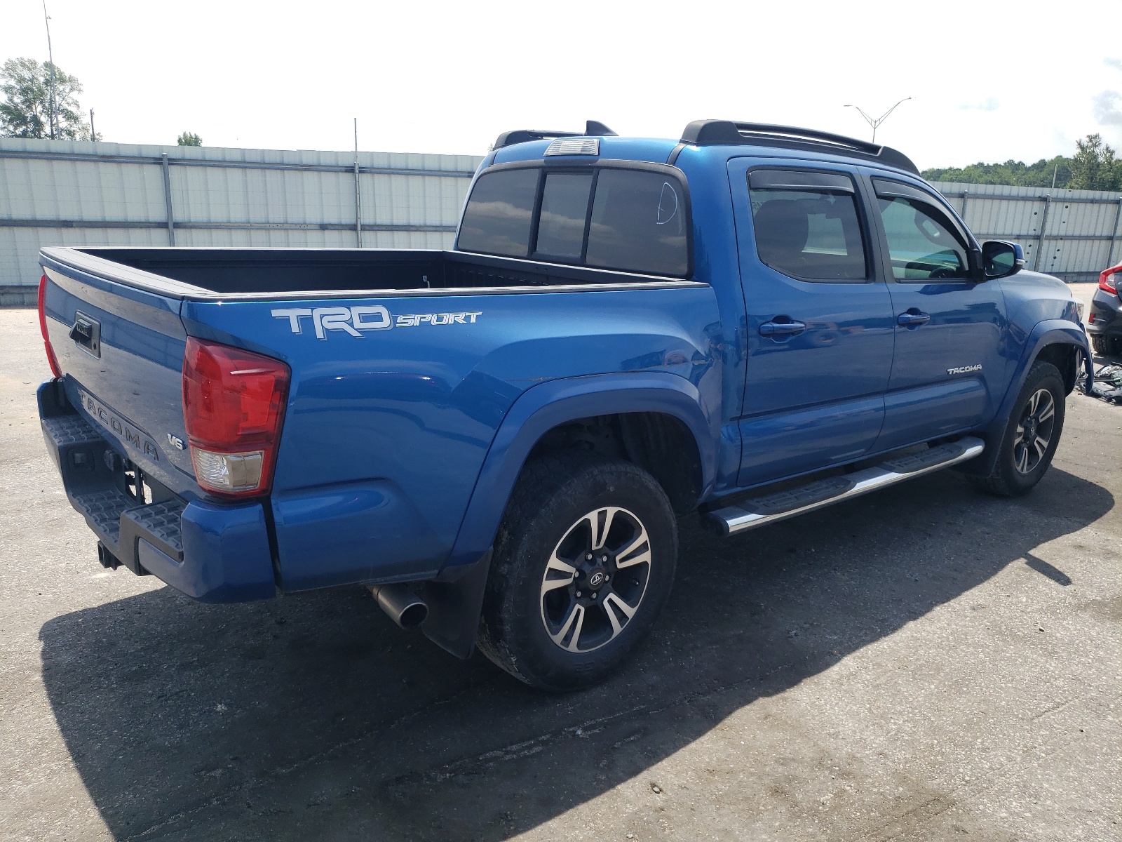 2016 Toyota Tacoma Double Cab vin: 5TFAZ5CN6GX004537