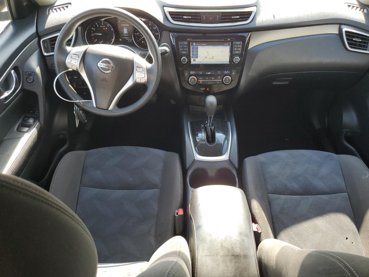 2015 Nissan Rogue S VIN: KNMAT2MT2FP571985 Lot: 63994854