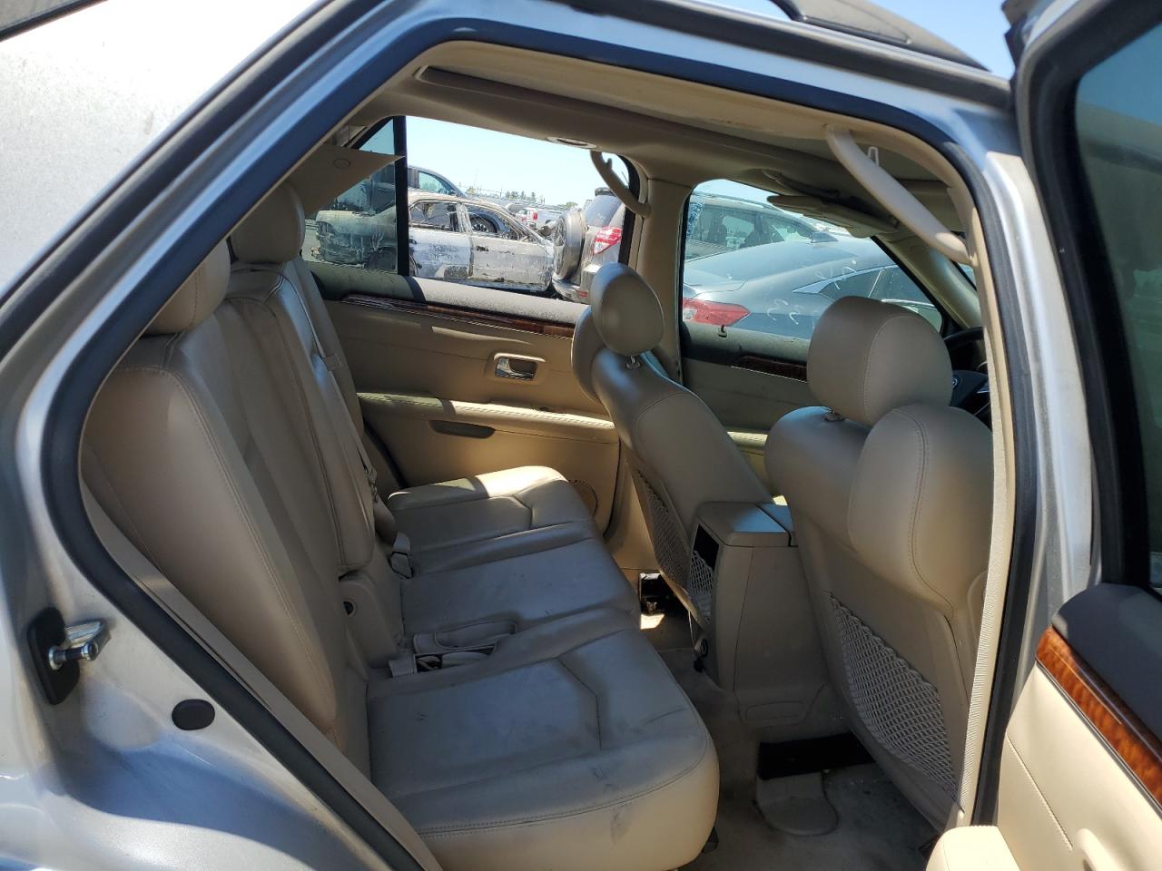 2008 Cadillac Srx VIN: 1GYEE637980137561 Lot: 61950414