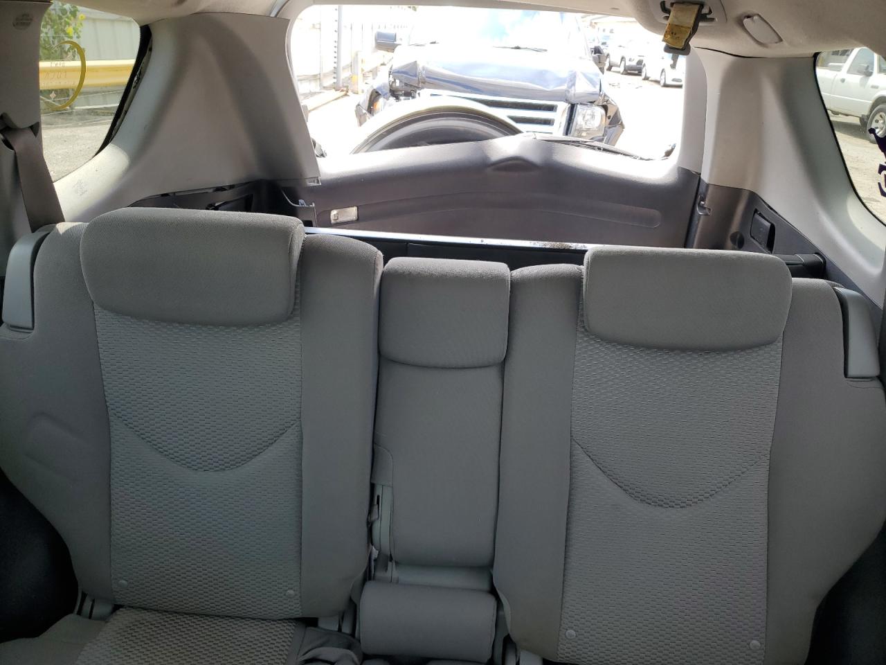 2007 Toyota Rav4 Limited VIN: JTMBD31V575071863 Lot: 63396944