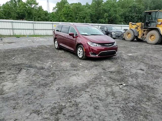 2019 Chrysler Pacifica Touring L VIN: 2C4RC1BG9KR703832 Lot: 63958454