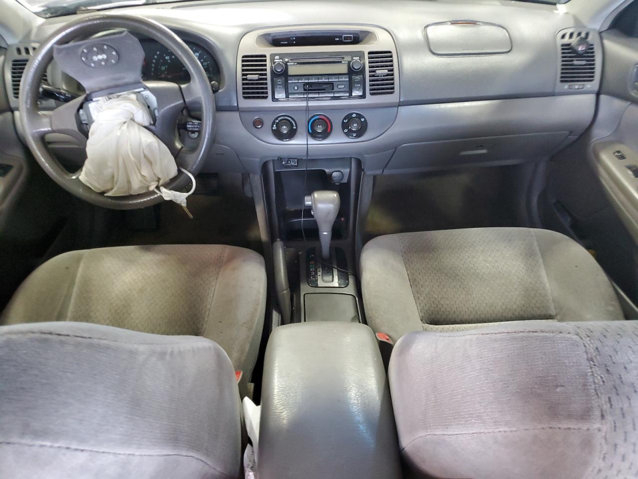 2004 Toyota Camry Le VIN: 4T1BE32K34U262888 Lot: 63844814