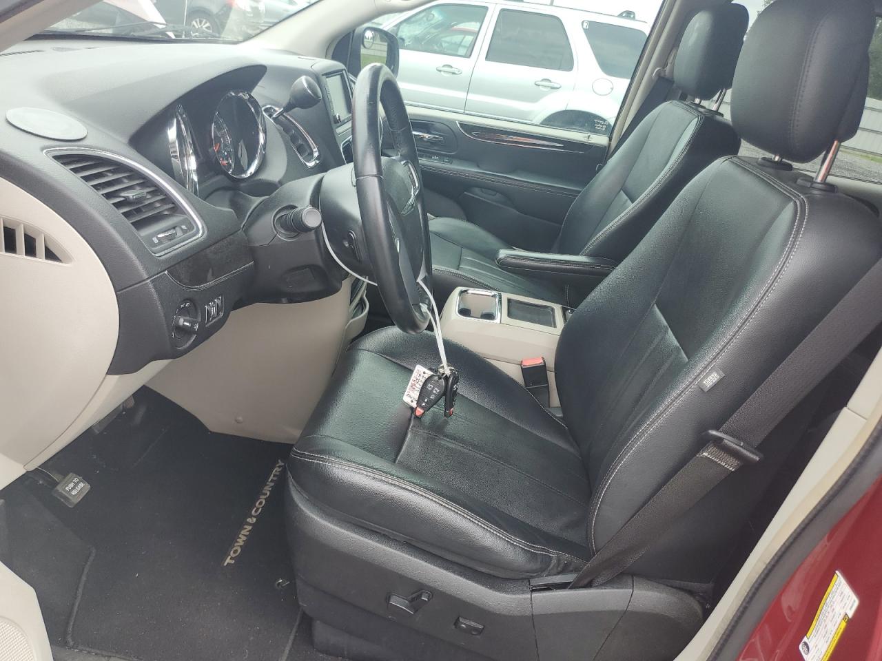 2013 Chrysler Town & Country Touring VIN: 2C4RC1BG3DR603728 Lot: 64555864