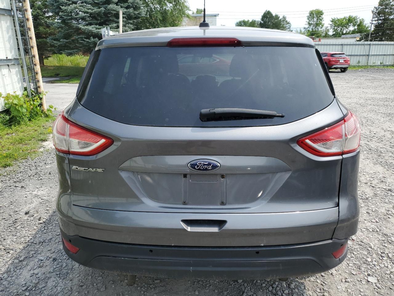 2013 Ford Escape S VIN: 1FMCU0F75DUA83232 Lot: 62118494