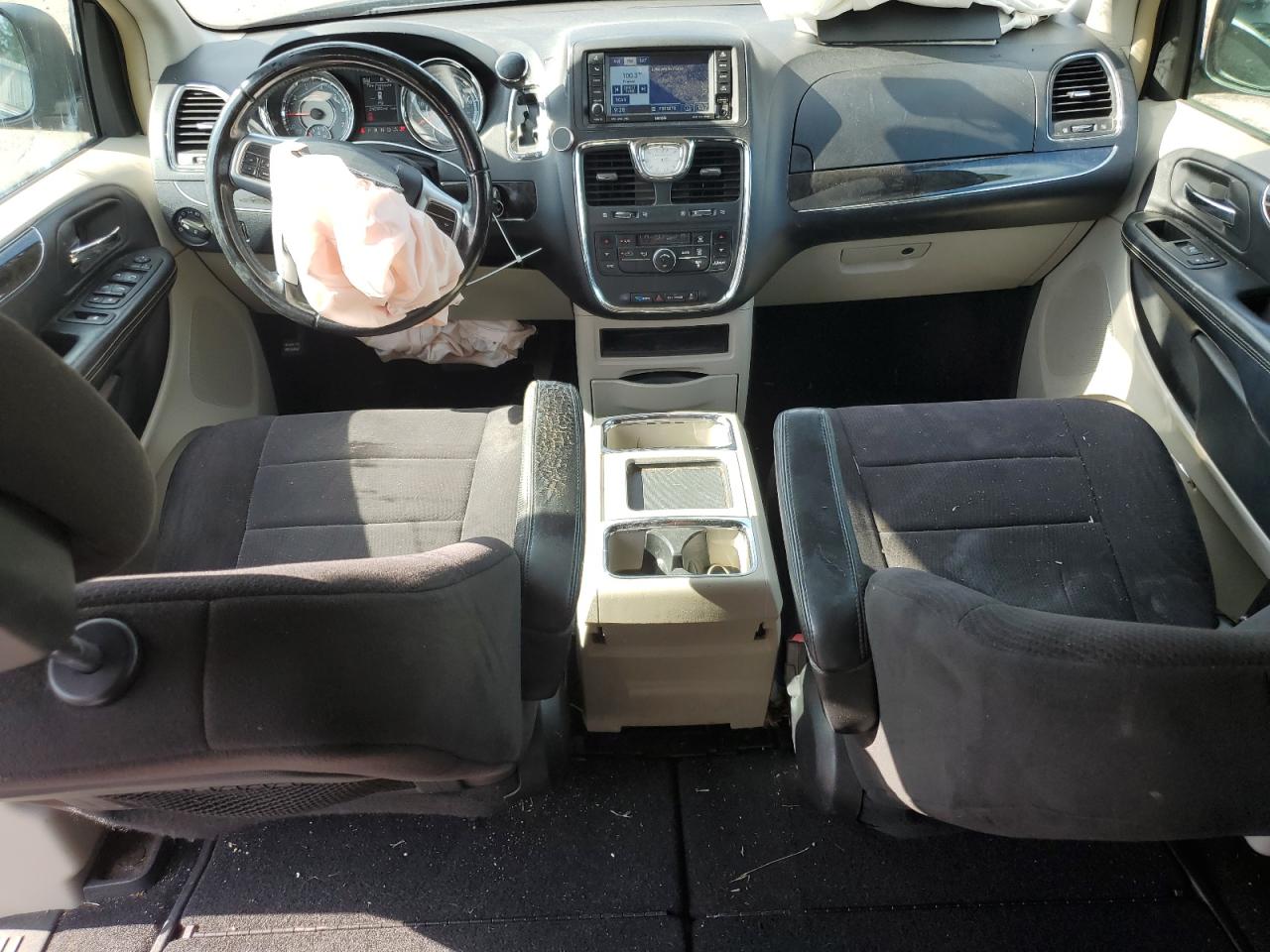 2011 Chrysler Town & Country Touring VIN: 2A4RR5DG9BR698063 Lot: 65346084