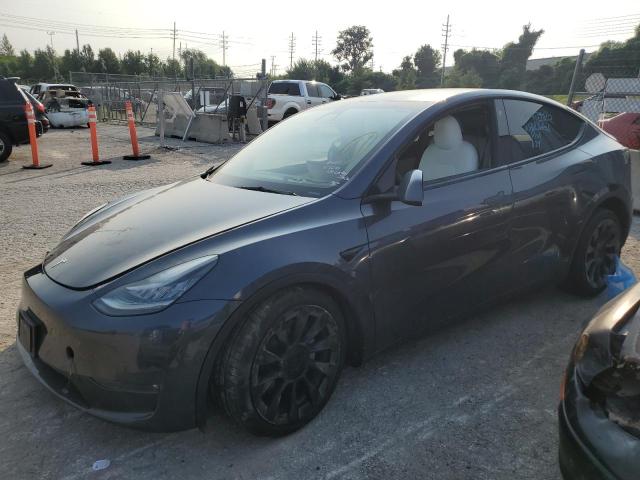 2021 Tesla Model Y  продається в Bridgeton, MO - Front End