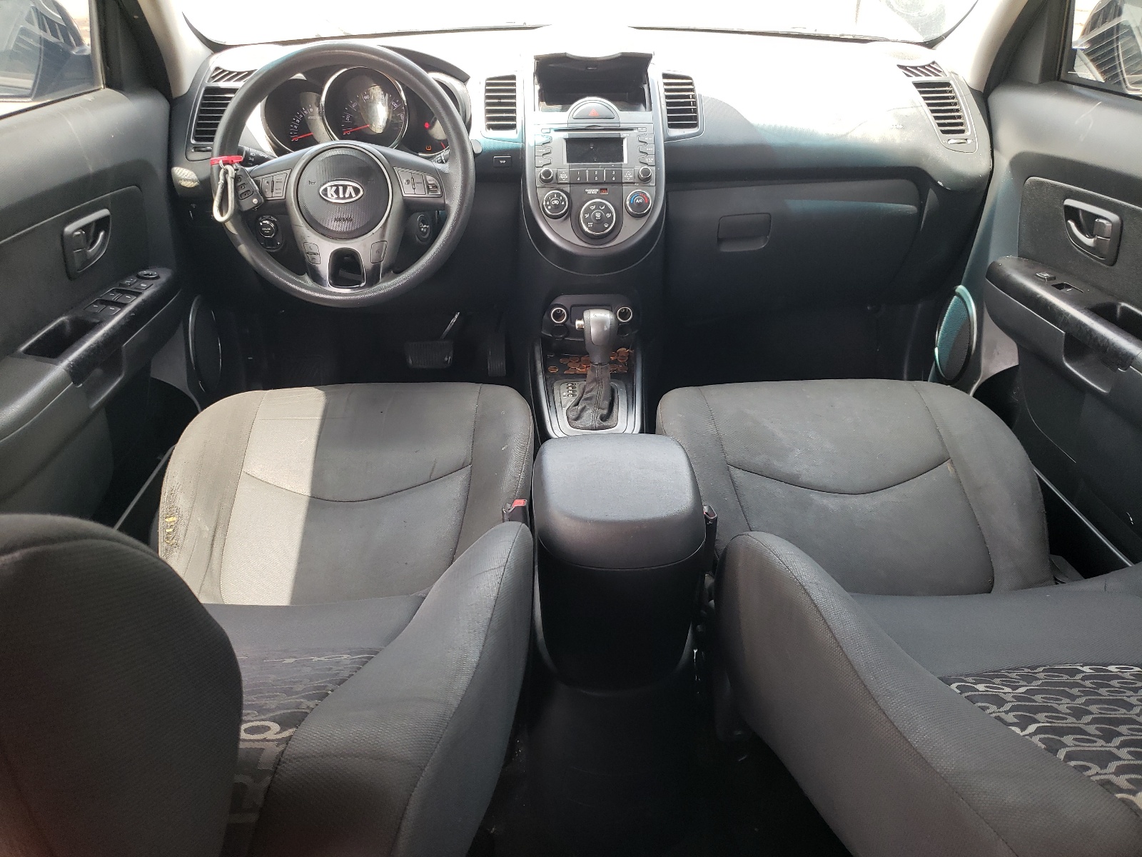 KNDJT2A25B7710254 2011 Kia Soul +