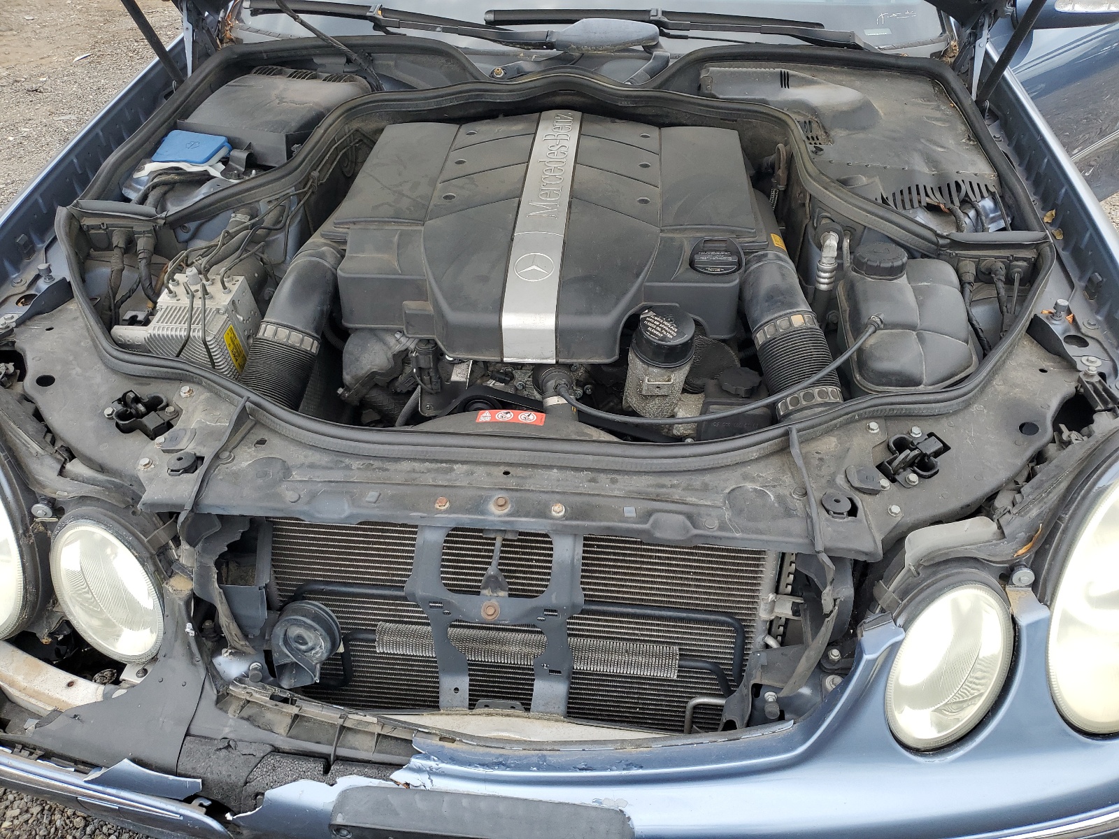 WDBUF65J95A723043 2005 Mercedes-Benz E 320