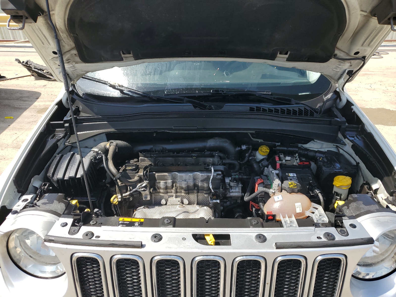 ZACCJADB8HPE98899 2017 Jeep Renegade Limited