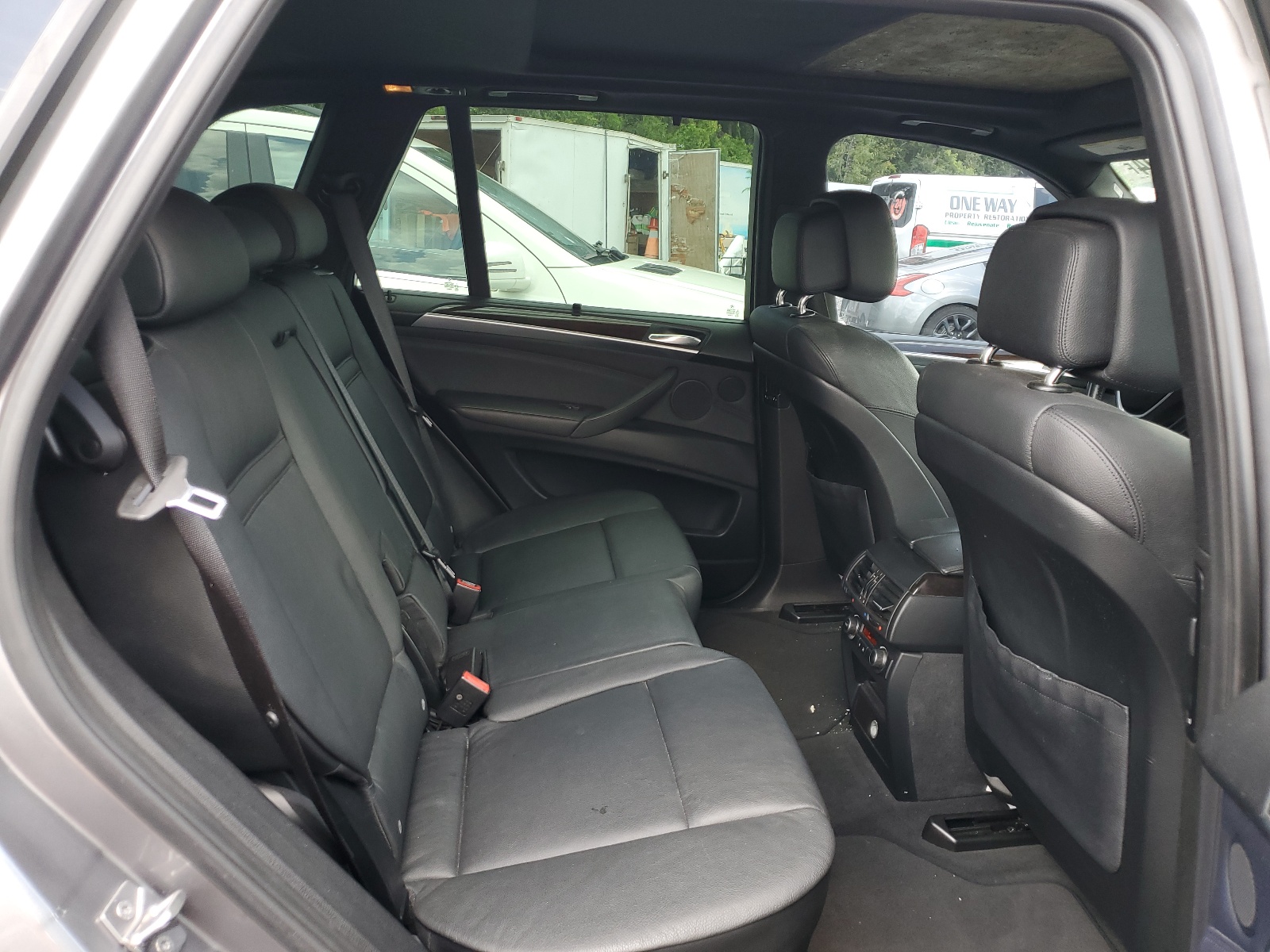 5UXZV8C57BL419381 2011 BMW X5 xDrive50I