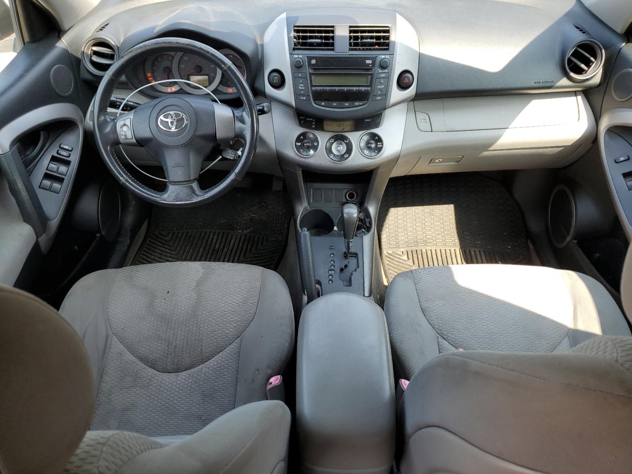 2006 Toyota Rav4 Limited VIN: JTMBD31V965001376 Lot: 63520184