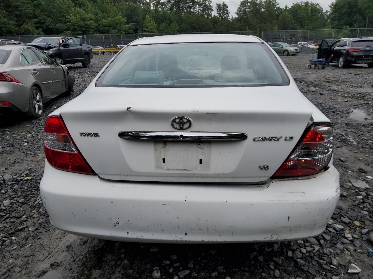 2004 Toyota Camry Le VIN: 4T1BF30KX4U071856 Lot: 64324114