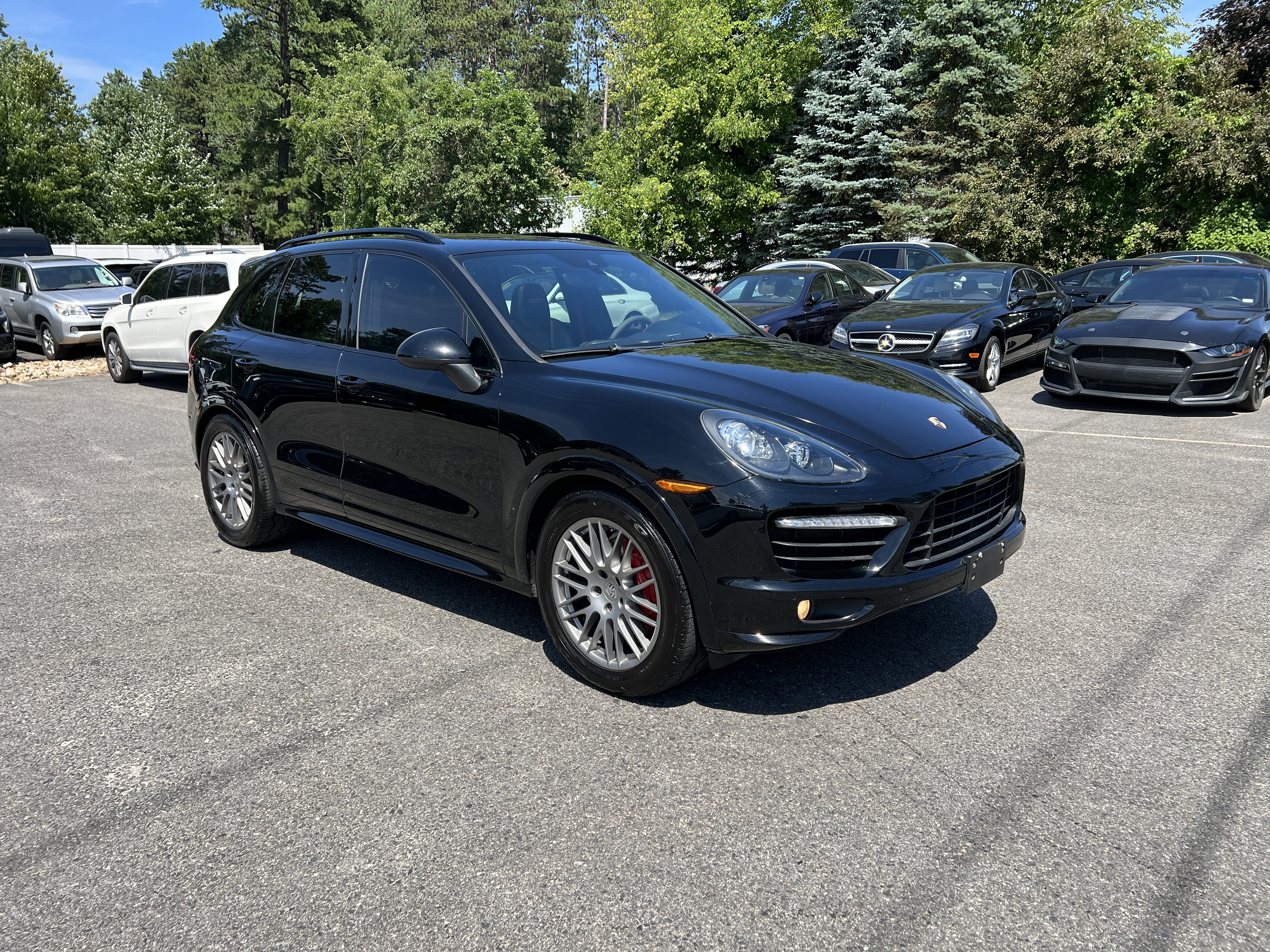 2014 Porsche Cayenne Gts vin: WP1AD2A27ELA75920