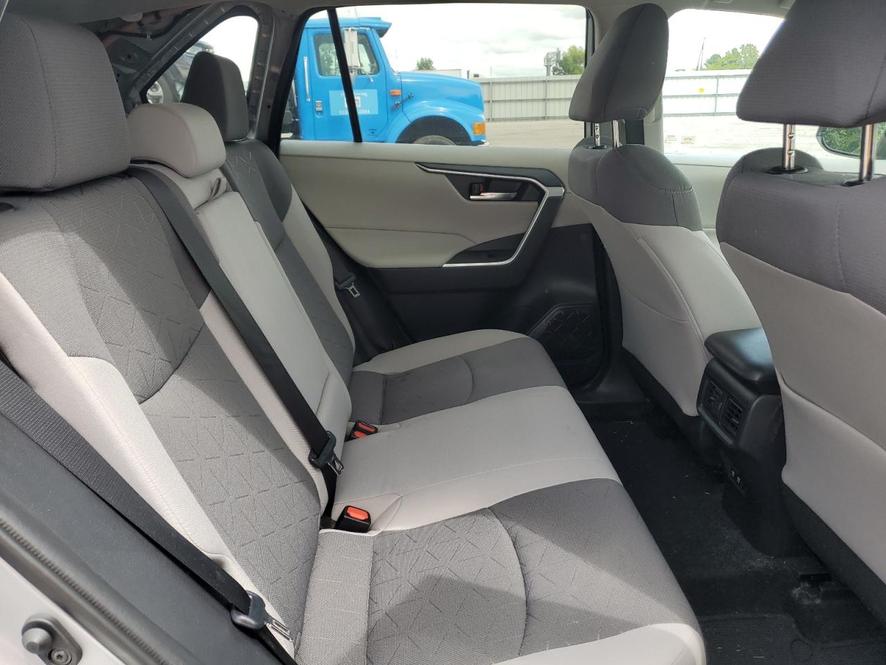 2021 Toyota Rav4 Xle VIN: 2T3W1RFV3MW144612 Lot: 64687464