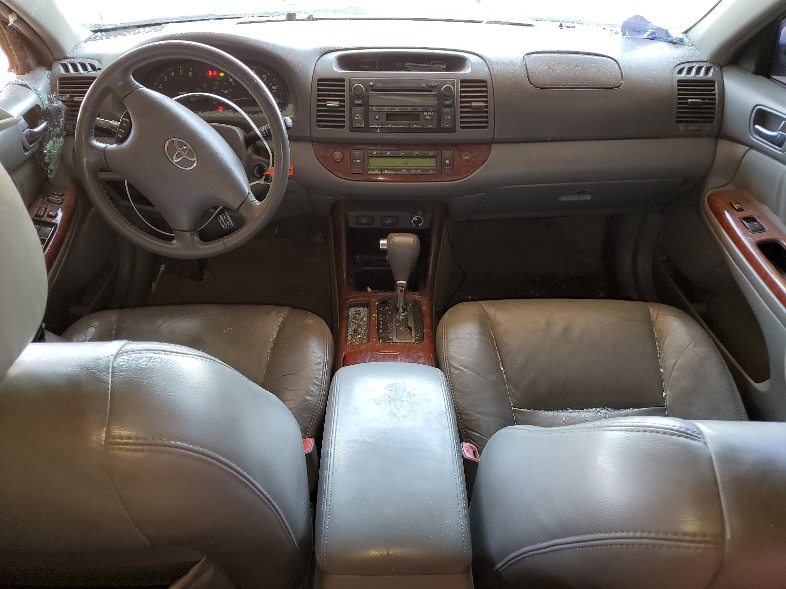 4T1BF30K44U580731 2004 Toyota Camry Le