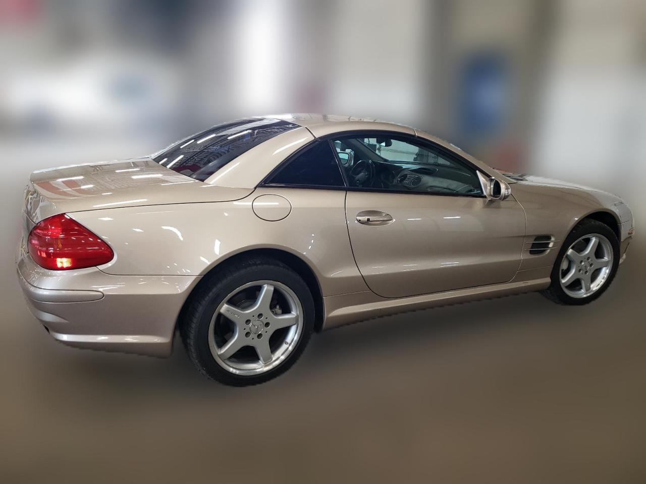 2003 Mercedes-Benz Sl 500R VIN: WDBSK75F73F015927 Lot: 64057864