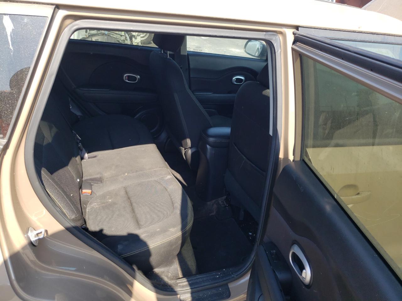 2015 Kia Soul + VIN: KNDJP3A59F7192885 Lot: 62535264