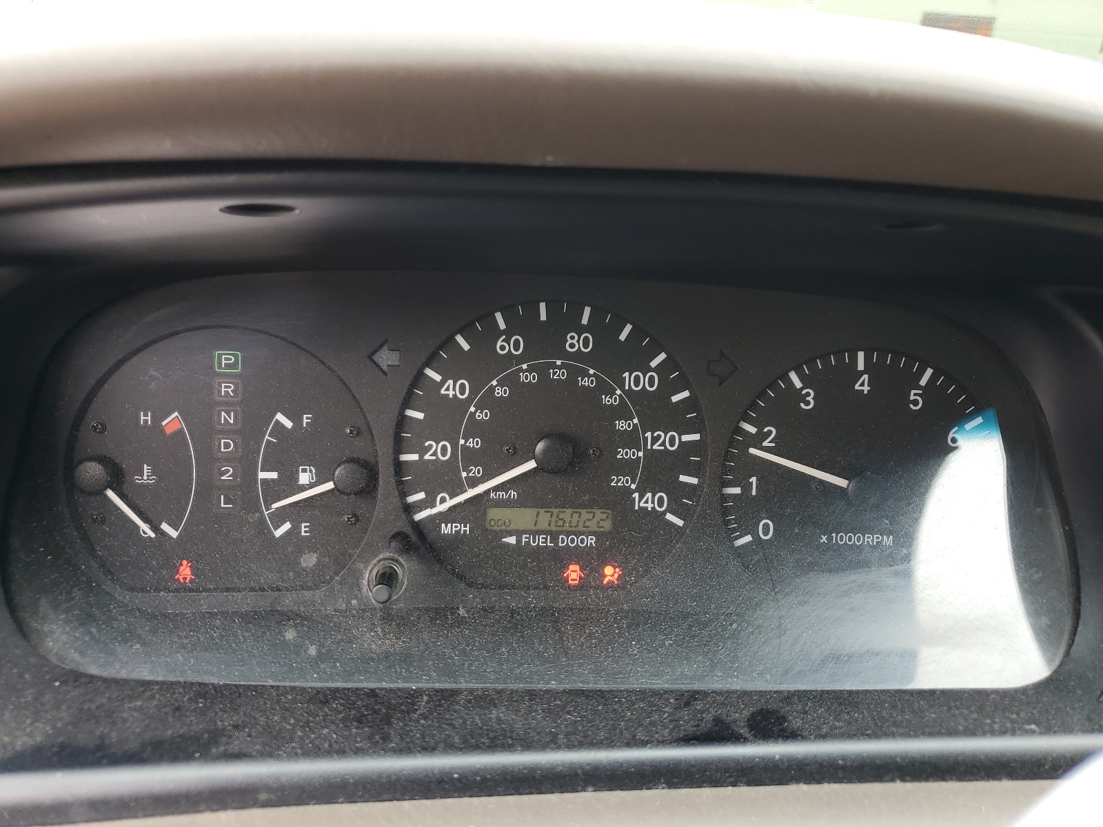 4T1BG28K0YU731761 2000 Toyota Camry Ce