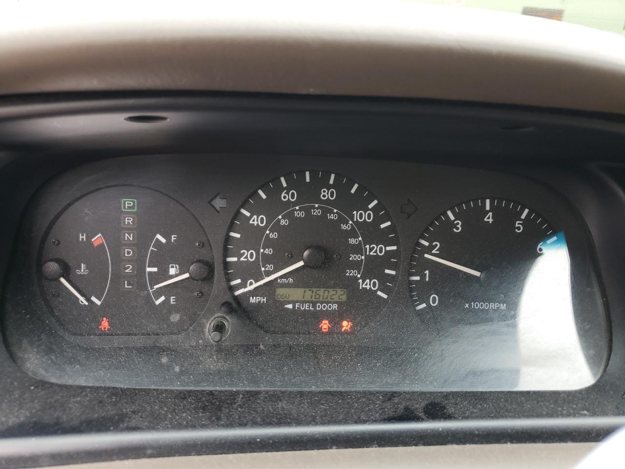 2000 Toyota Camry Ce VIN: 4T1BG28K0YU731761 Lot: 63303894