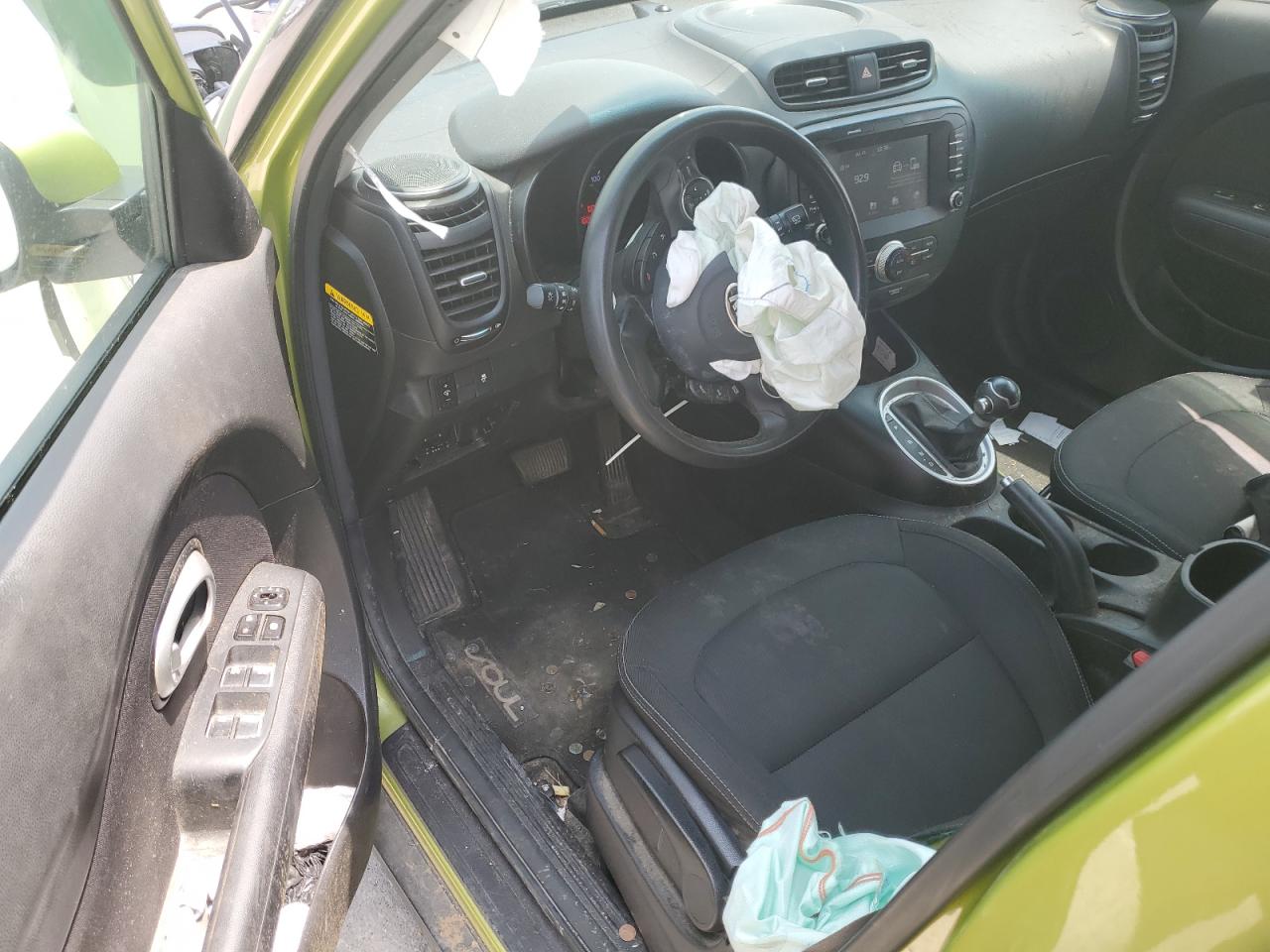 2018 Kia Soul + VIN: KNDJP3A55J7897305 Lot: 62733974