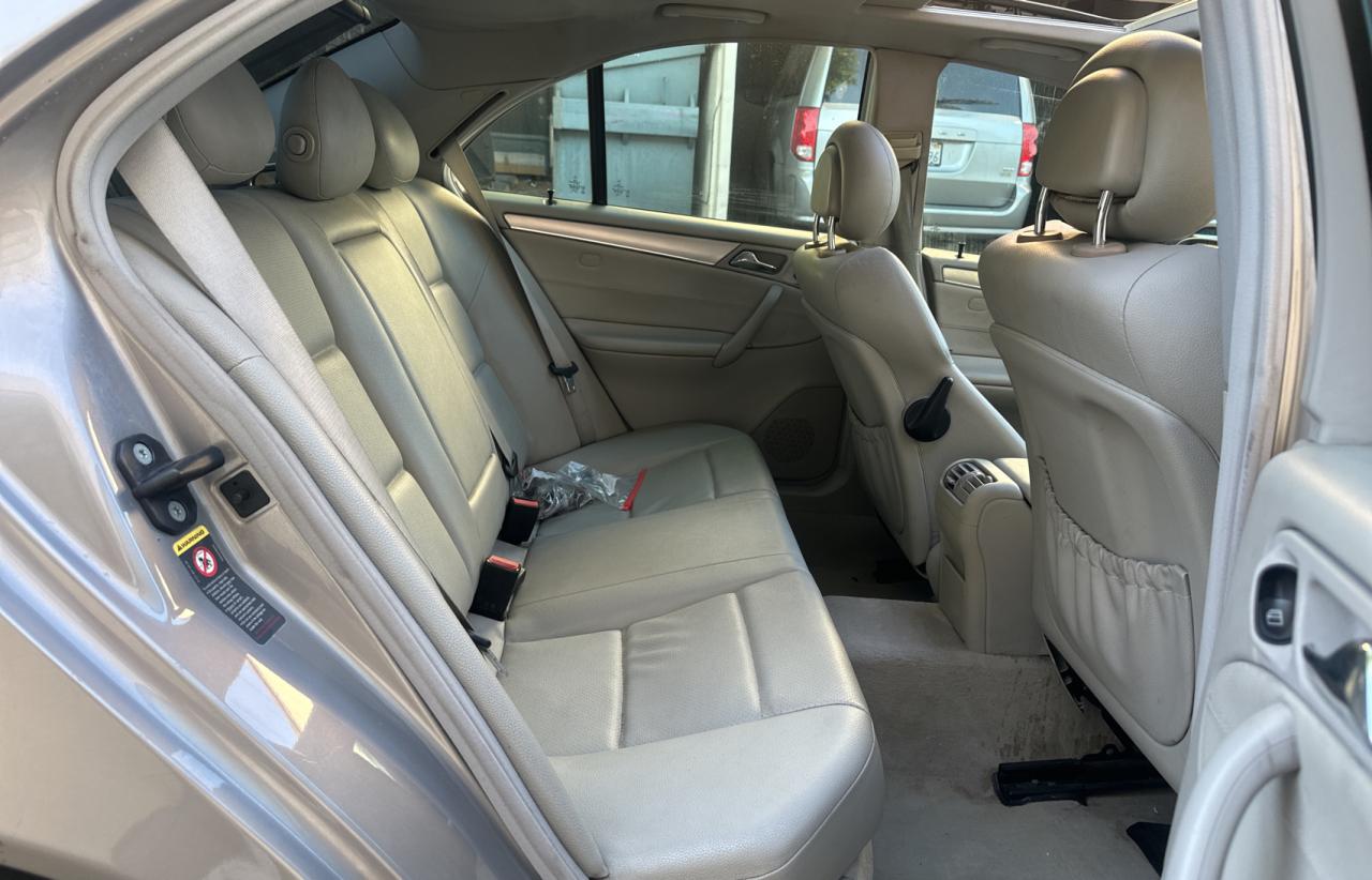 2005 Mercedes-Benz C 230K Sport Sedan VIN: WDBRF40J65F687557 Lot: 64123104