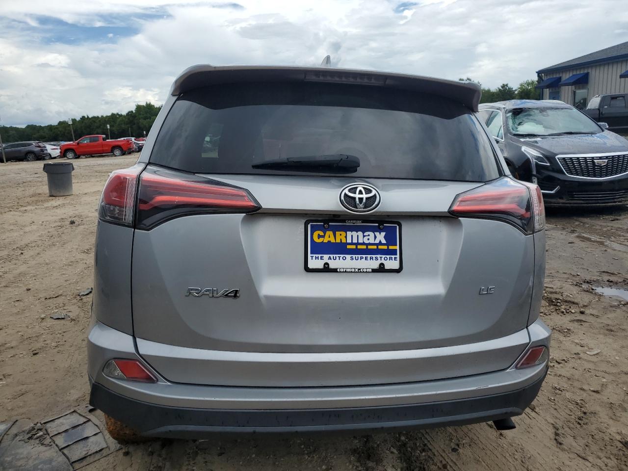 2018 Toyota Rav4 Le VIN: 2T3ZFREV4JW444851 Lot: 64465184