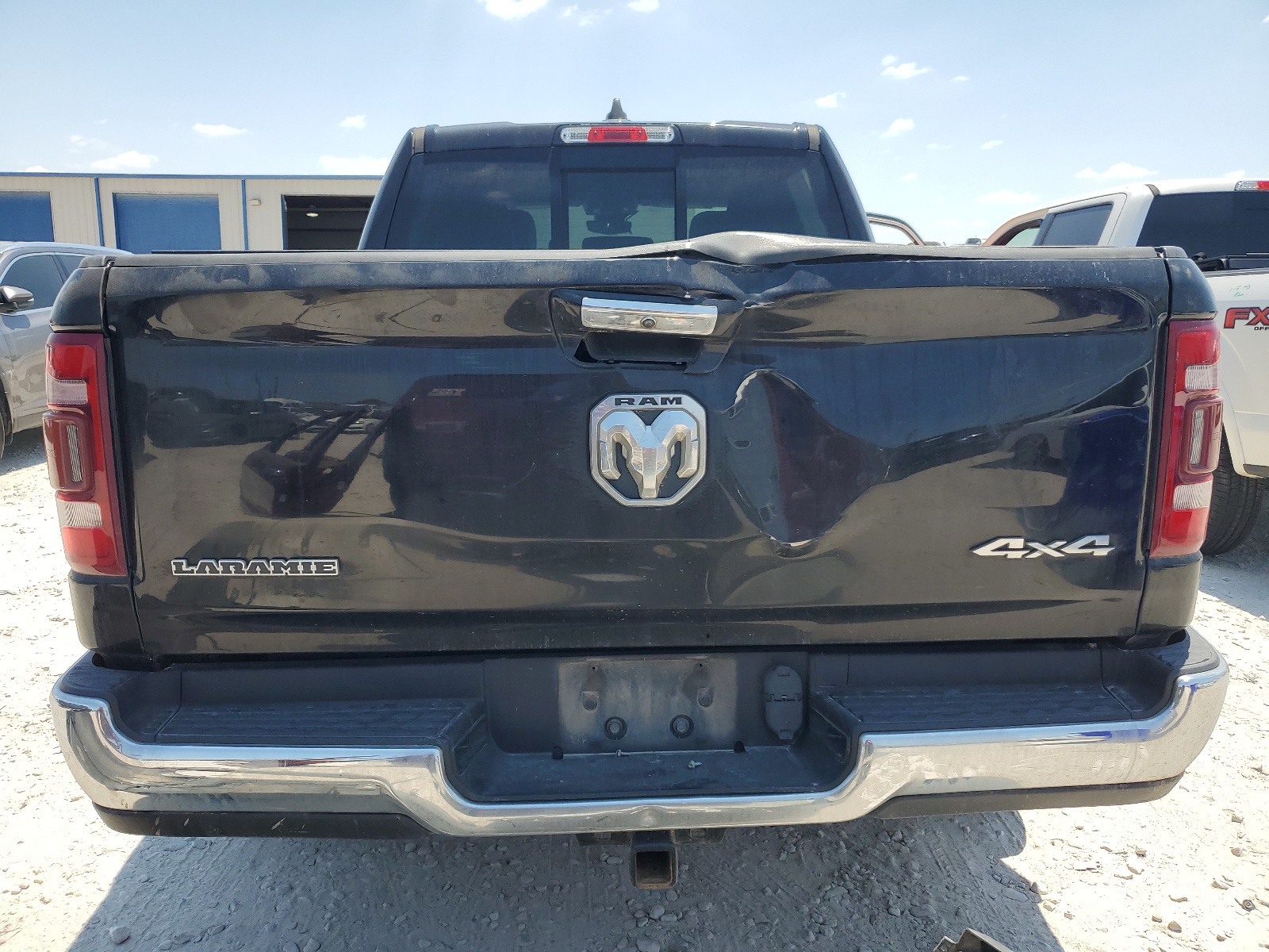 1C6RRFJG7KN783987 2019 Ram 1500 Laramie