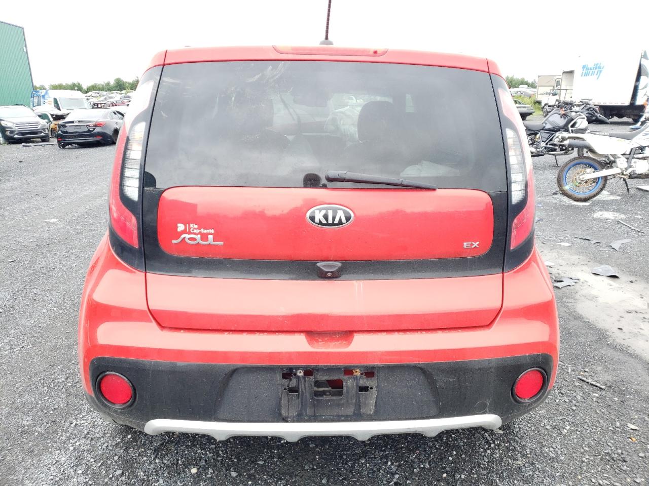 2017 Kia Soul + VIN: KNDJP3A5XH7880235 Lot: 61989014