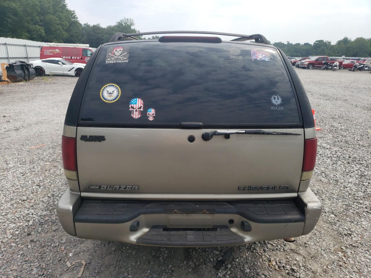 2002 Chevrolet Blazer VIN: 1GNCS13W42K146901 Lot: 61678954