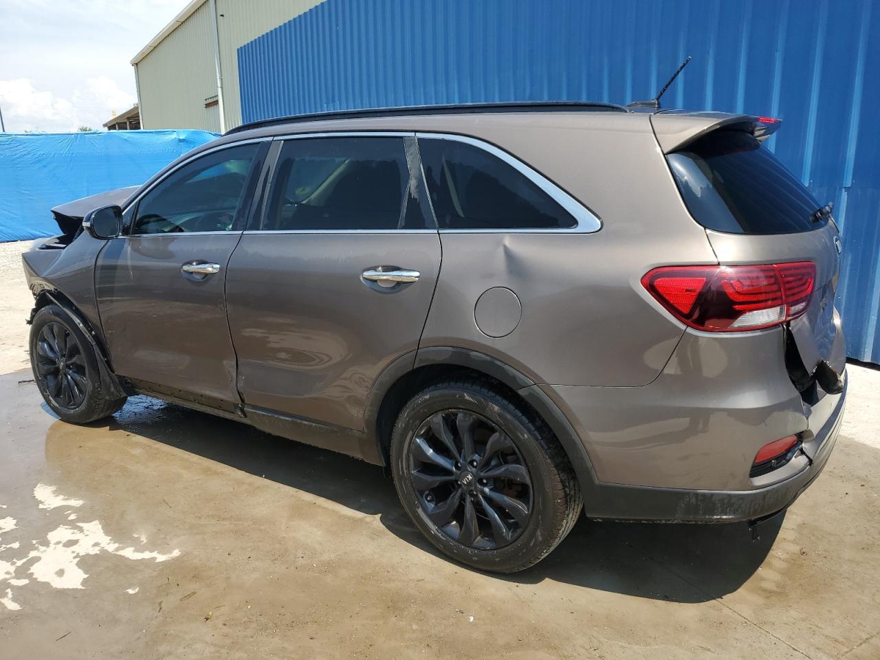 5XYPG4A56KG596241 2019 KIA SORENTO - Image 2