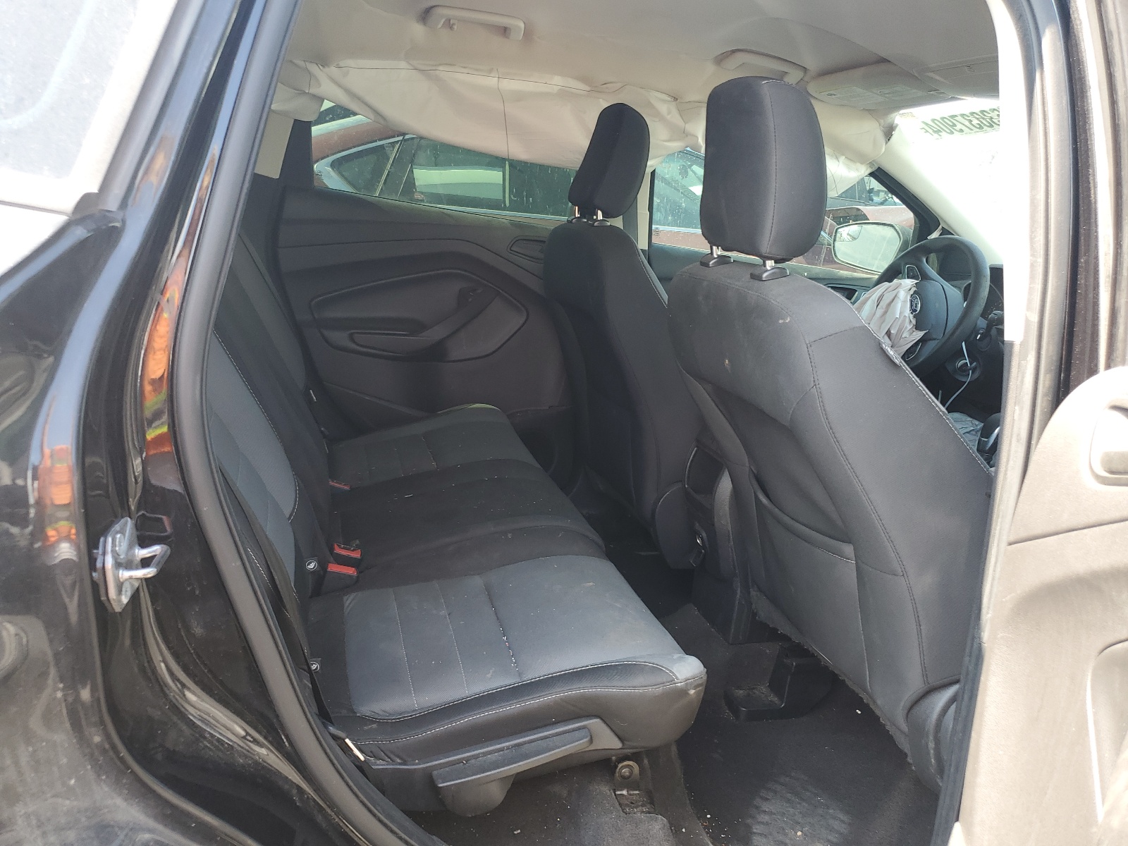 1FMCU0F74KUB05041 2019 Ford Escape S