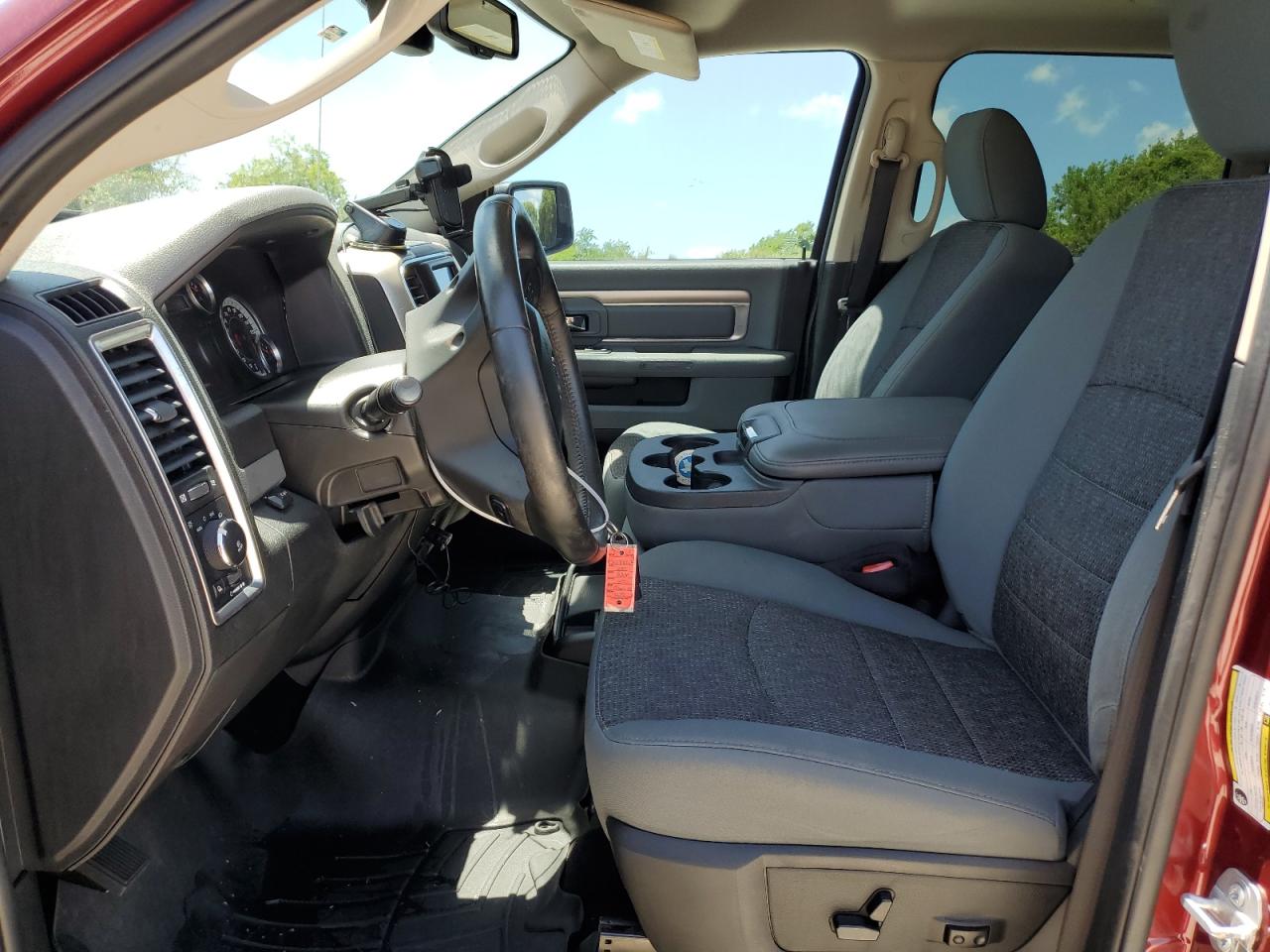 2017 Ram 1500 Slt VIN: 3C6RR6LT5HG604650 Lot: 65337464