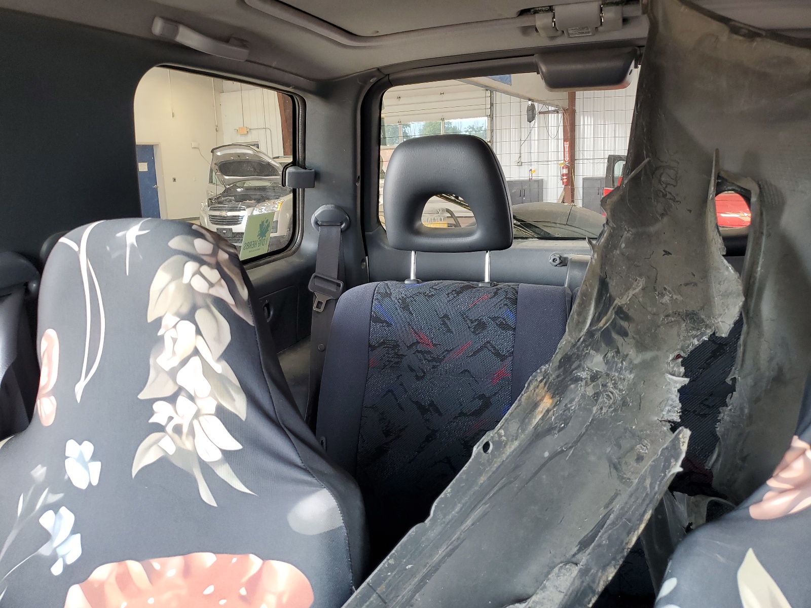 JT3XP10VXV0005147 1997 Toyota Rav4