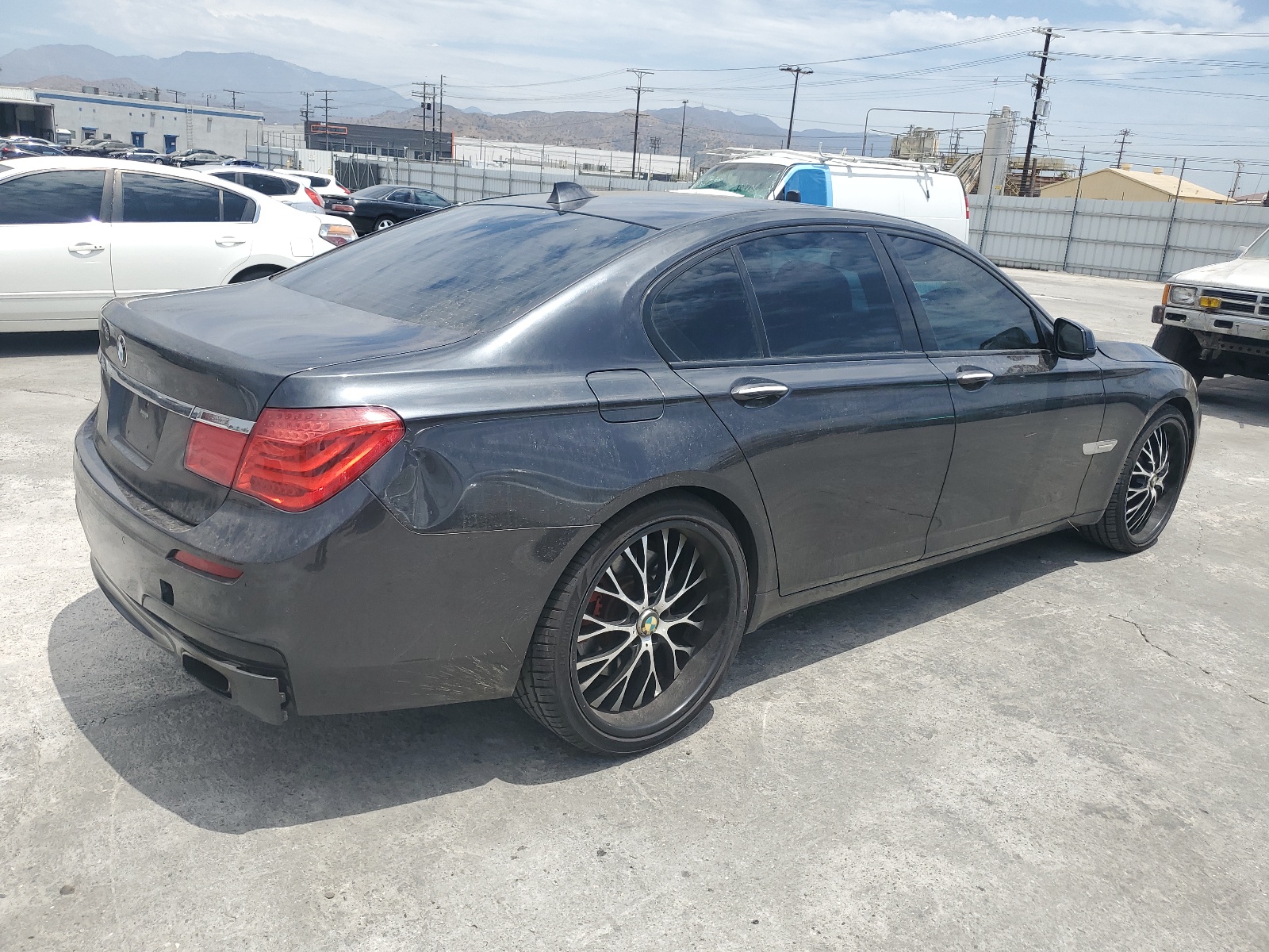 WBAKA8C57CCY37758 2012 BMW 750 I