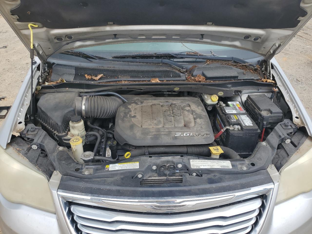 2011 Chrysler Town & Country Touring L VIN: 2A4RR8DG6BR603945 Lot: 61984474