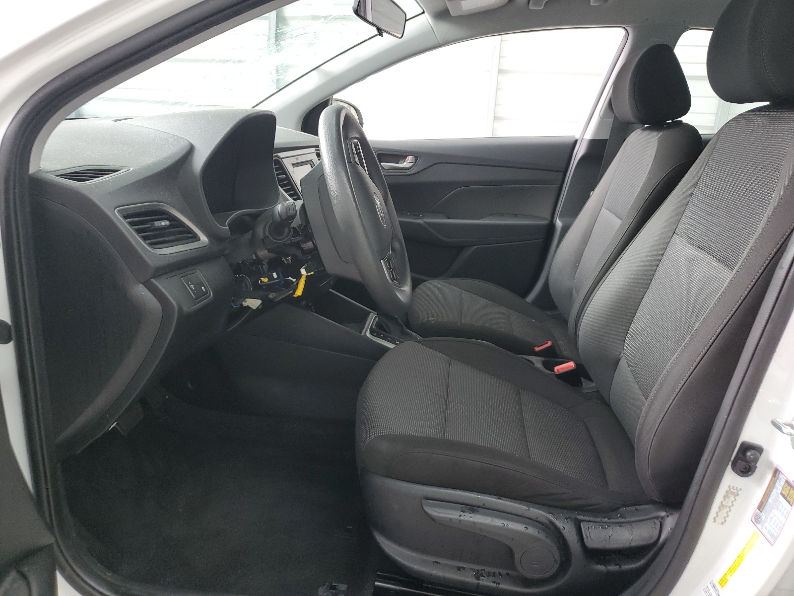 3KPC24A69ME130051 2021 Hyundai Accent Se