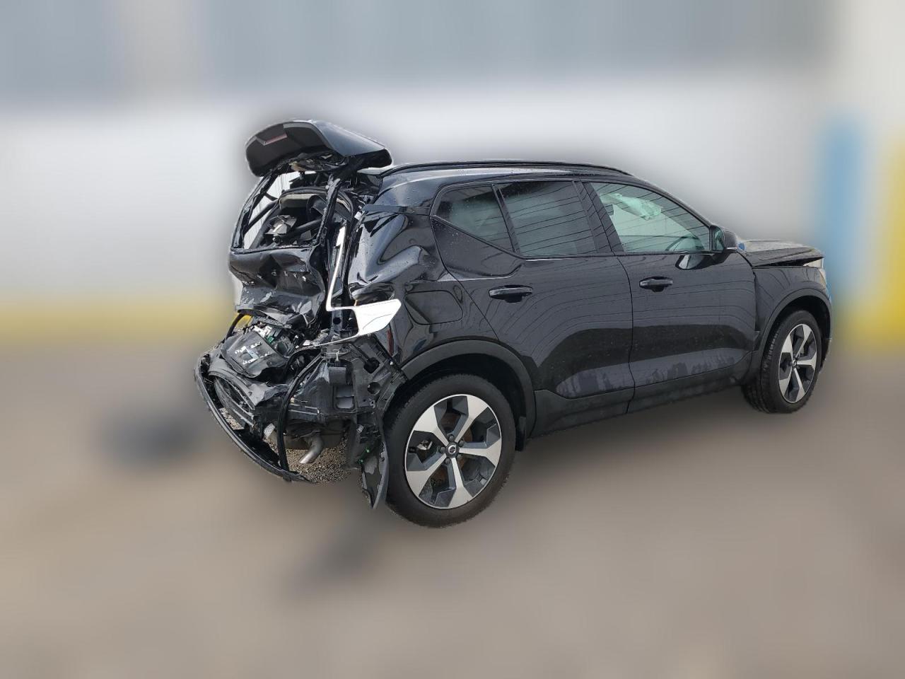 2023 Volvo Xc40 Ultimate VIN: YV4K92HX7P2053656 Lot: 62832304