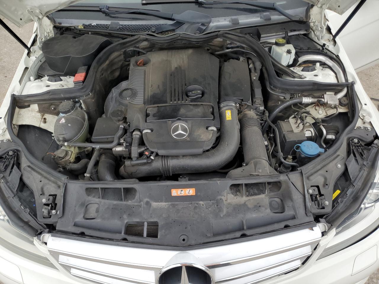 WDDGF4HB0CR231402 2012 Mercedes-Benz C 250