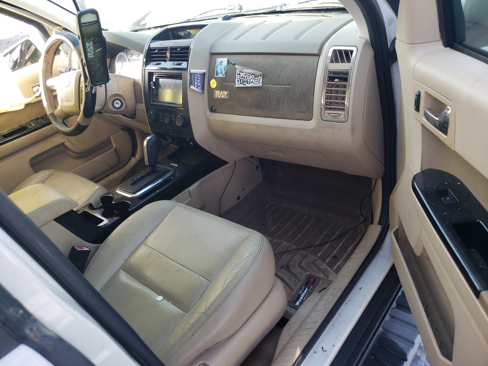 1FMCU0EG8AKB08553 2010 Ford Escape Limited