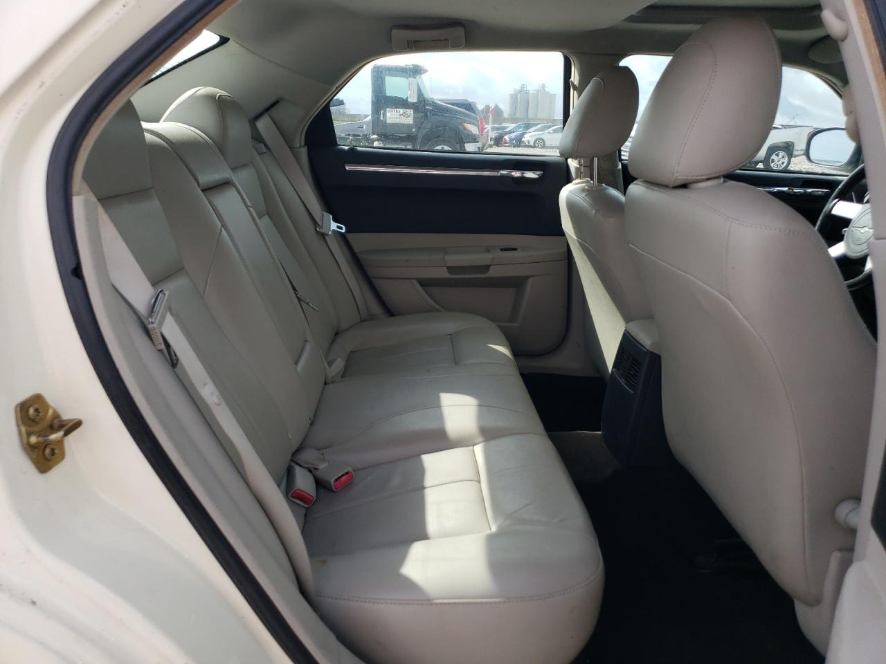 2006 Chrysler 300 Touring VIN: 2C3KA53G96H190305 Lot: 63918684