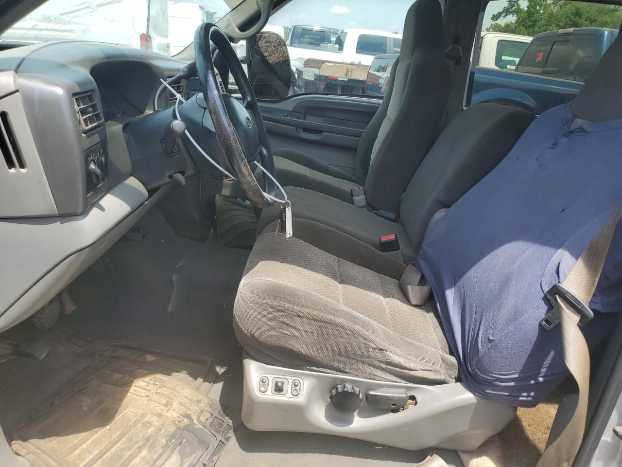 2002 Ford F350 Super Duty VIN: 1FTWW33F82EB36781 Lot: 63112564