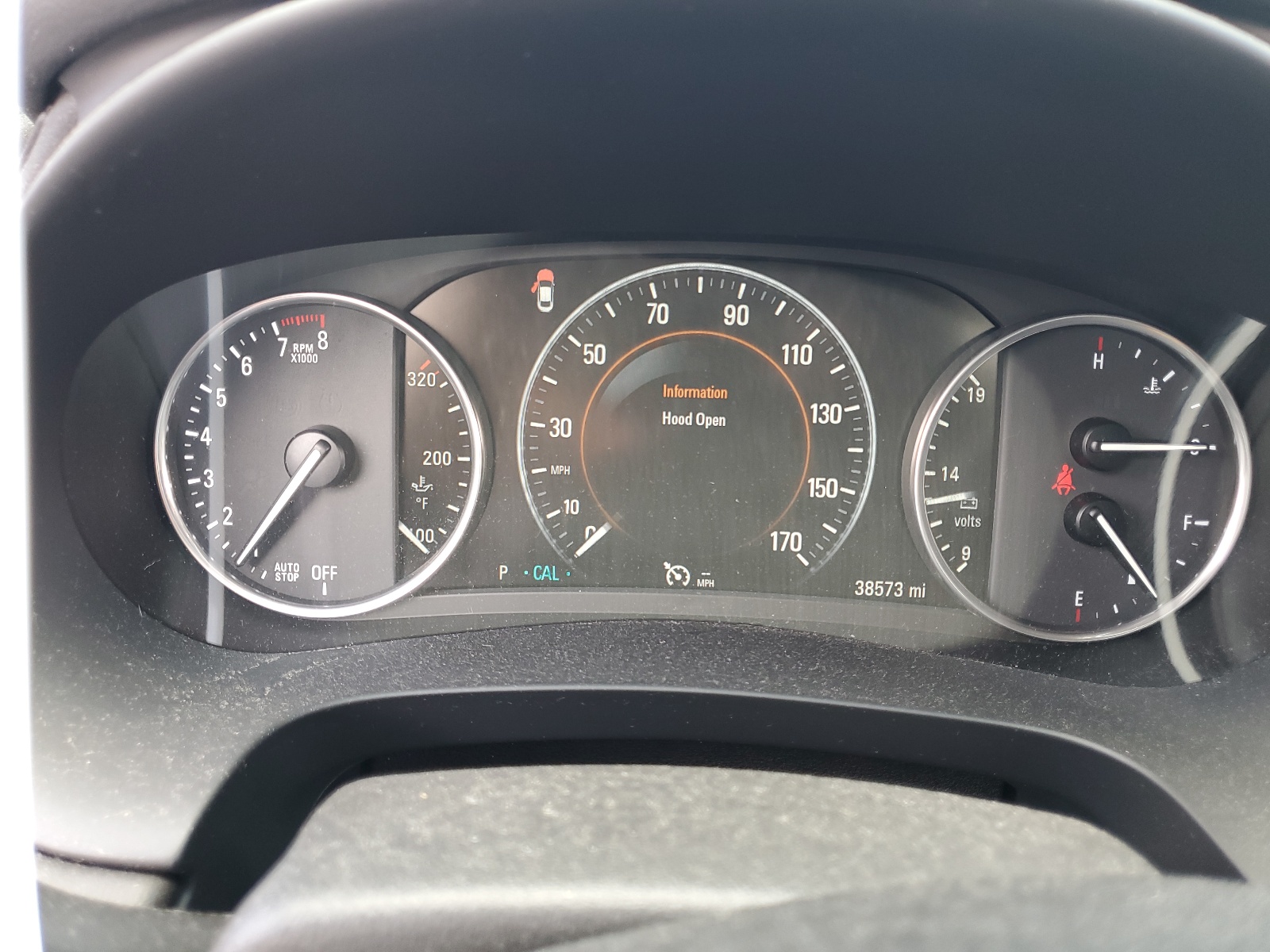 1G4ZP5SS4JU147684 2018 Buick Lacrosse Essence