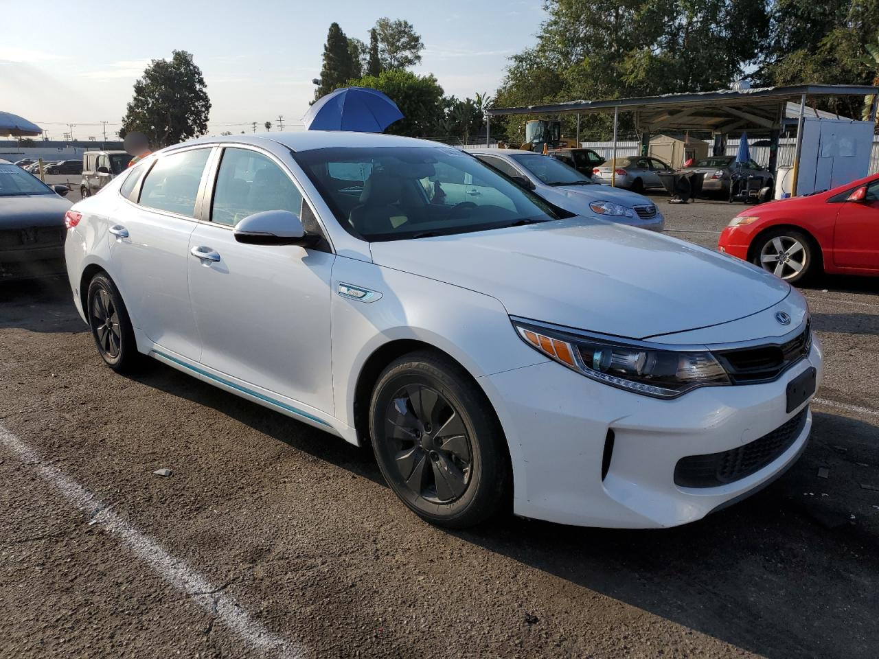 2017 Kia Optima Plug-In Hybrid vin: KNAGV4LD6H5014681