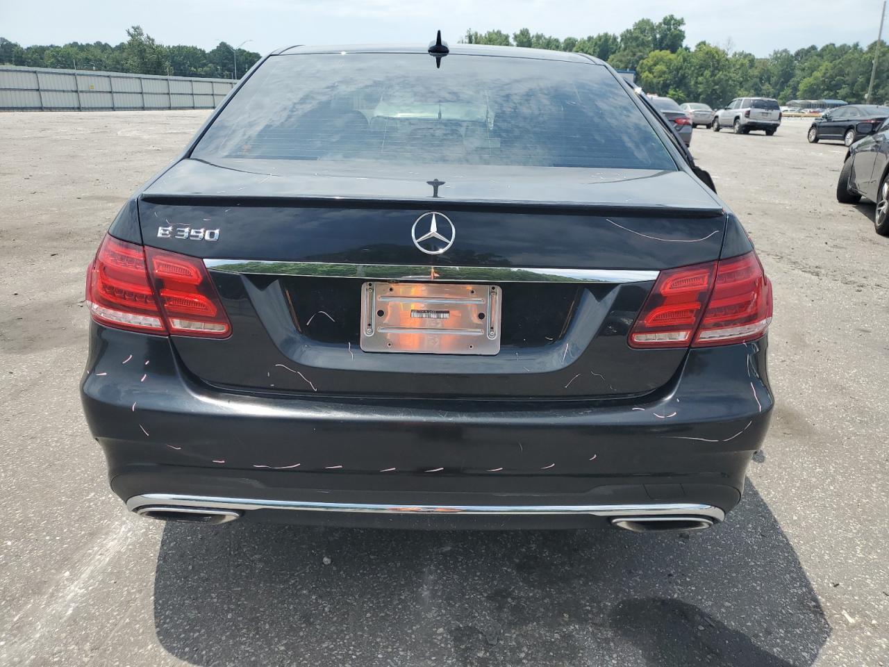 2015 Mercedes-Benz E 350 VIN: WDDHF5KB1FB124200 Lot: 61505594