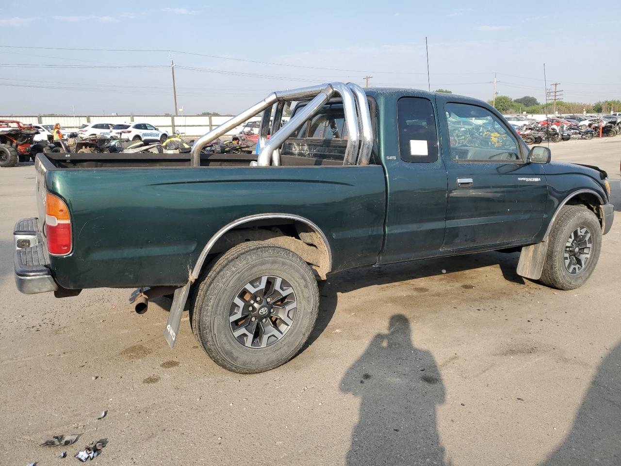 1999 Toyota Tacoma Xtracab VIN: 4TAWN72N3XZ427560 Lot: 63859634