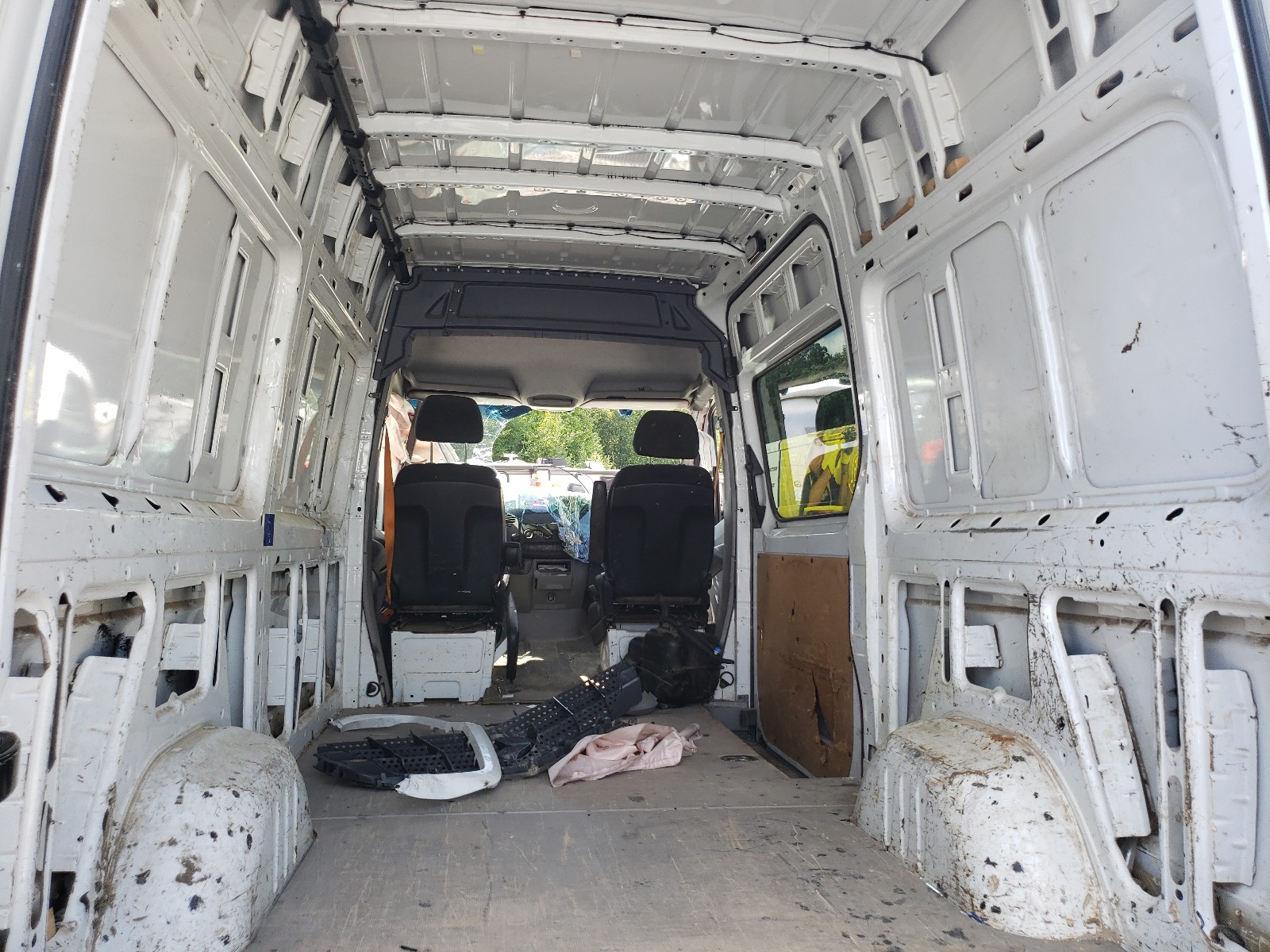 WD3PE7CD8JP589521 2018 Mercedes-Benz Sprinter 2500