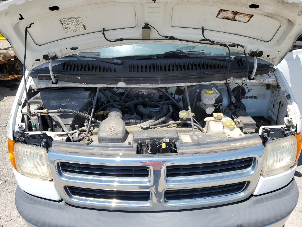 2000 Dodge Ram Wagon B2500 VIN: 2B4JB25Y7YK158917 Lot: 60315114