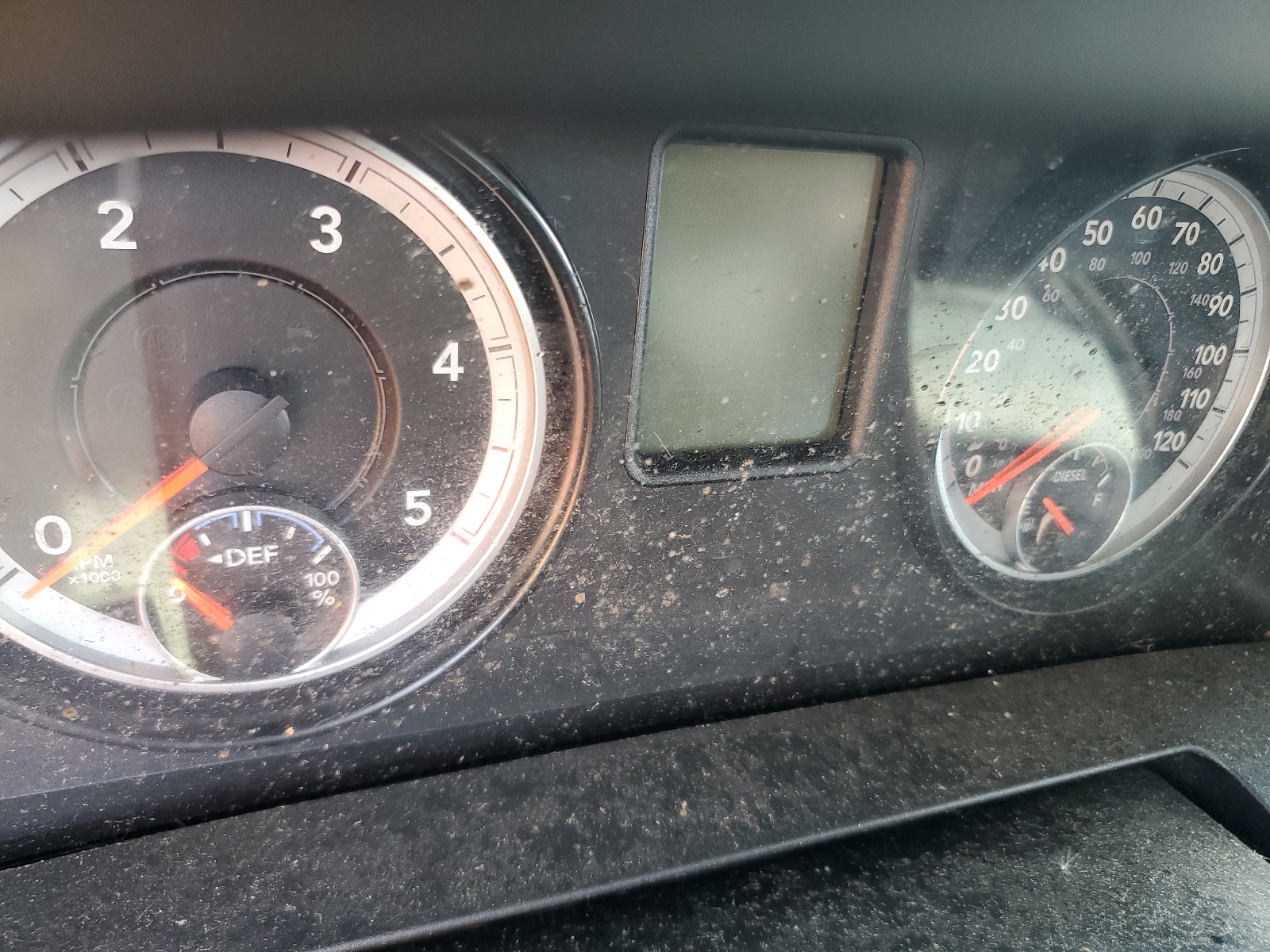 1C6RR7TMXFS571861 2015 Ram 1500 Slt